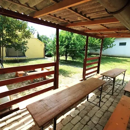 Apartment Csaladbarat *