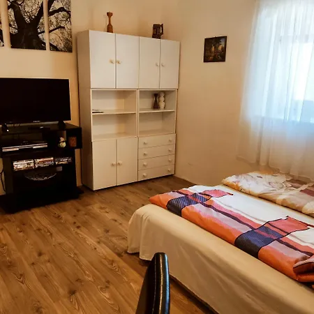 Apartment Csaladbarat Balatonkeresztur